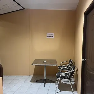 Khaolak Hostal